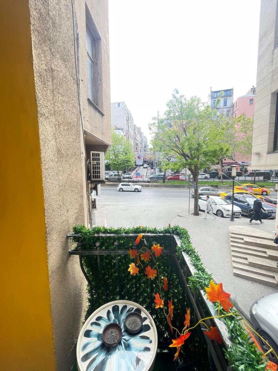Taksim Pera House Apartment Istanbul Exterior photo