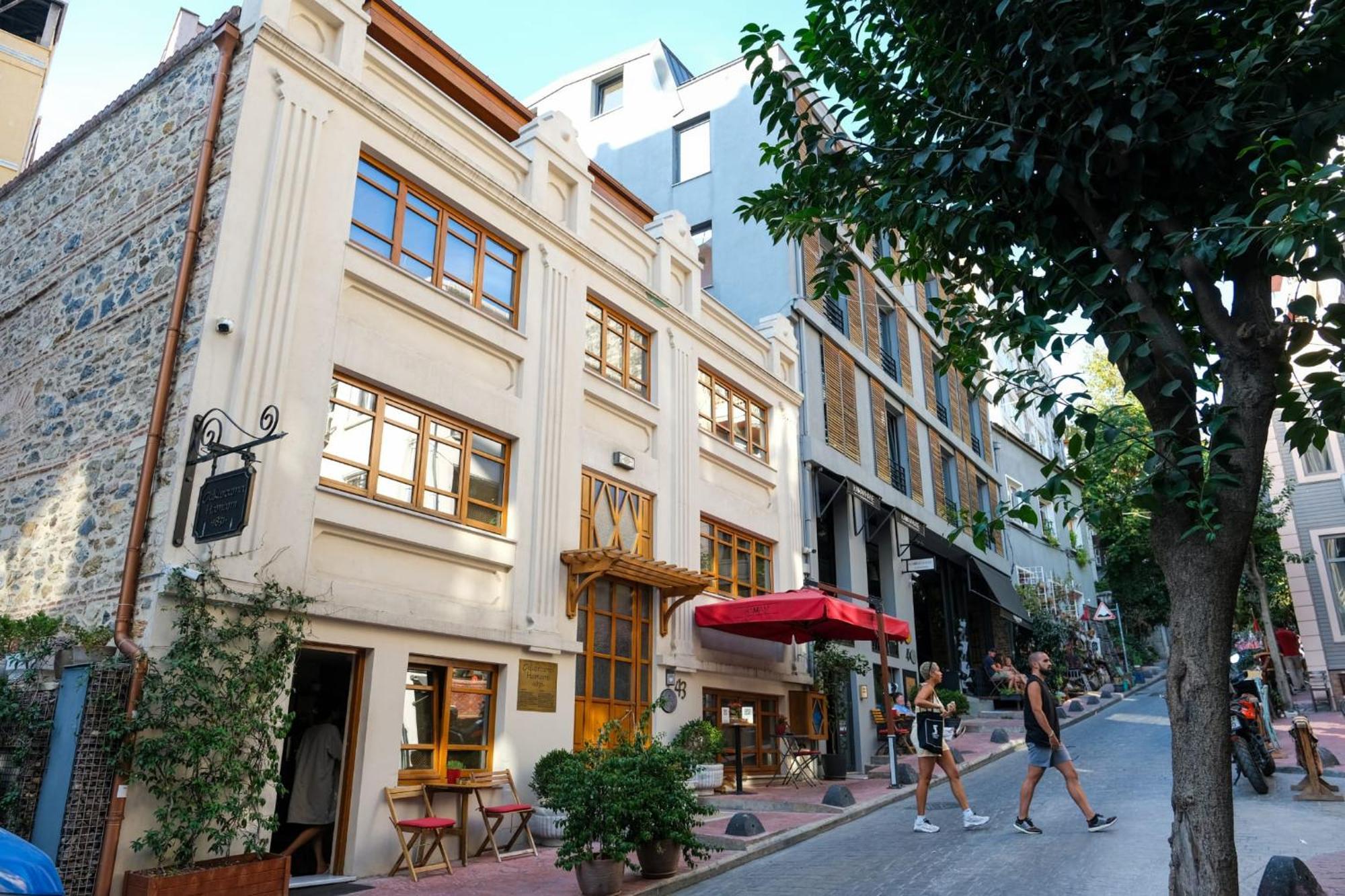 Taksim Pera House Apartment Istanbul Exterior photo